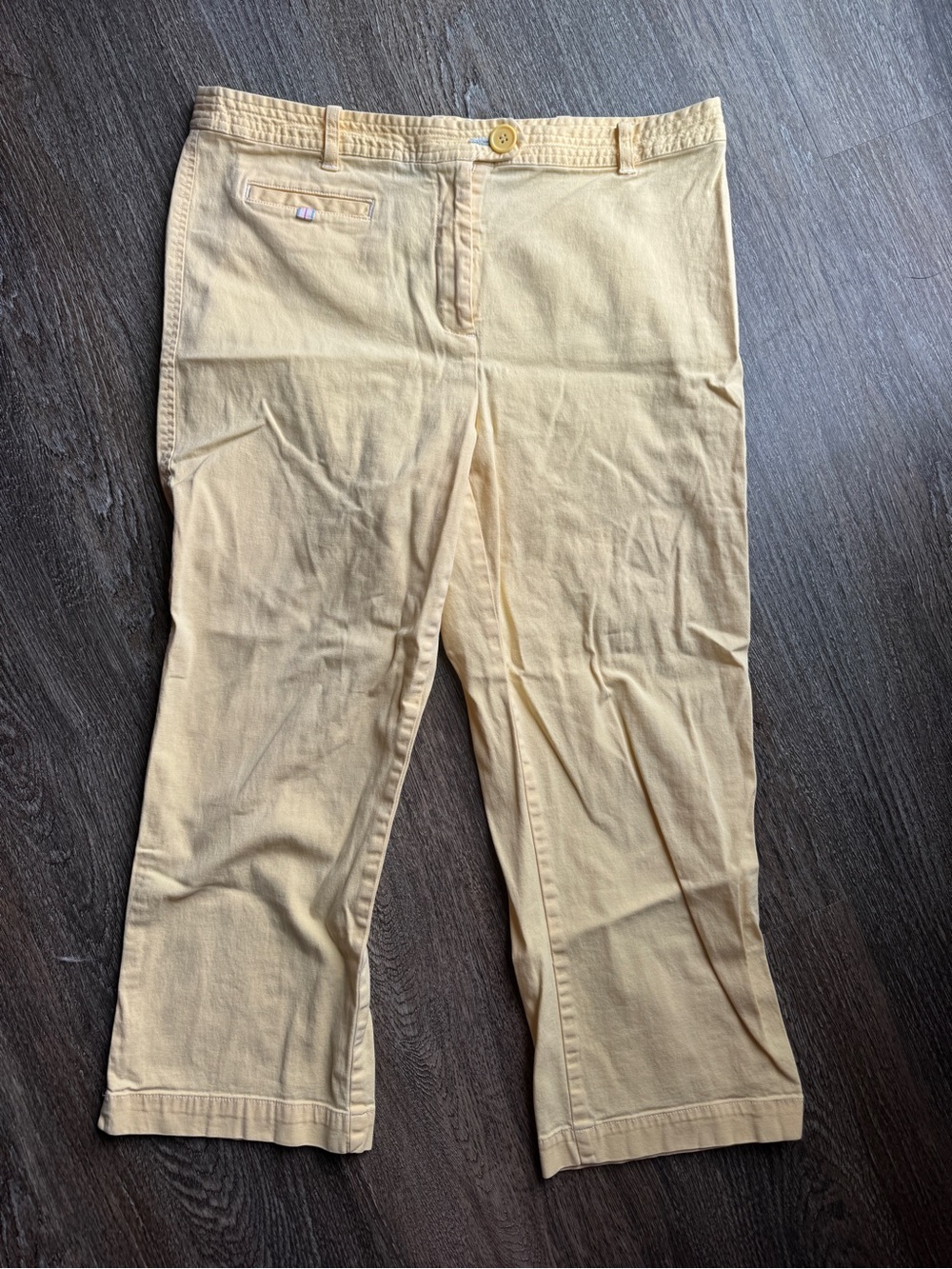 Crazy Horse Butter Yellow Cotton Capris Size 12